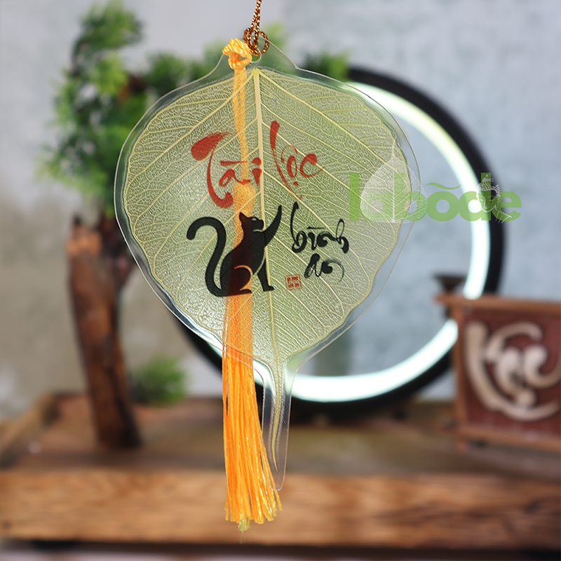 Lá bồ đề tuổi Mão con mèo