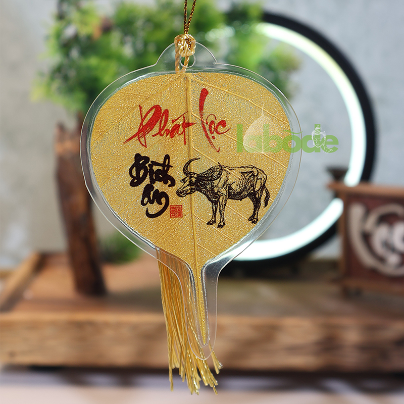Lá bồ đề tuổi sửu con trâu